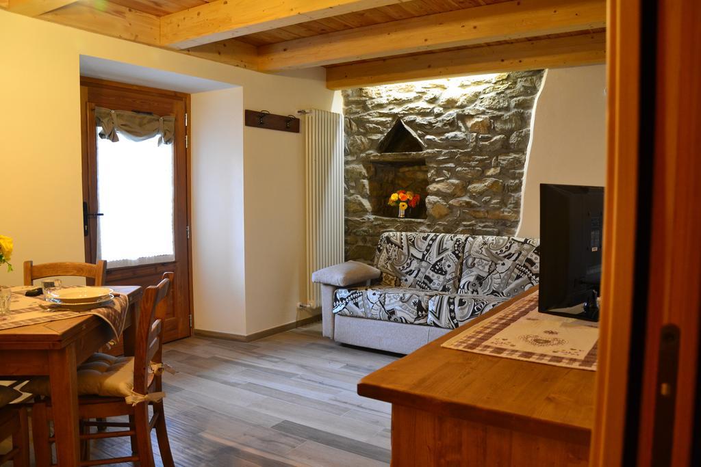 Appartement Lo Coppa Fen à Aoste Chambre photo
