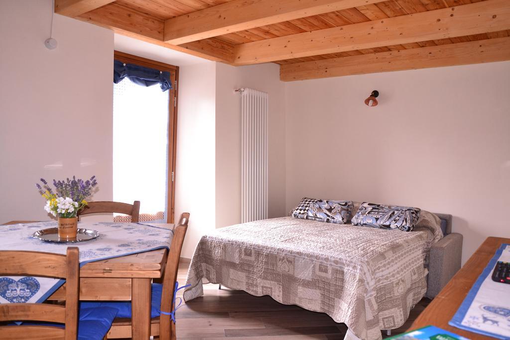 Appartement Lo Coppa Fen à Aoste Chambre photo