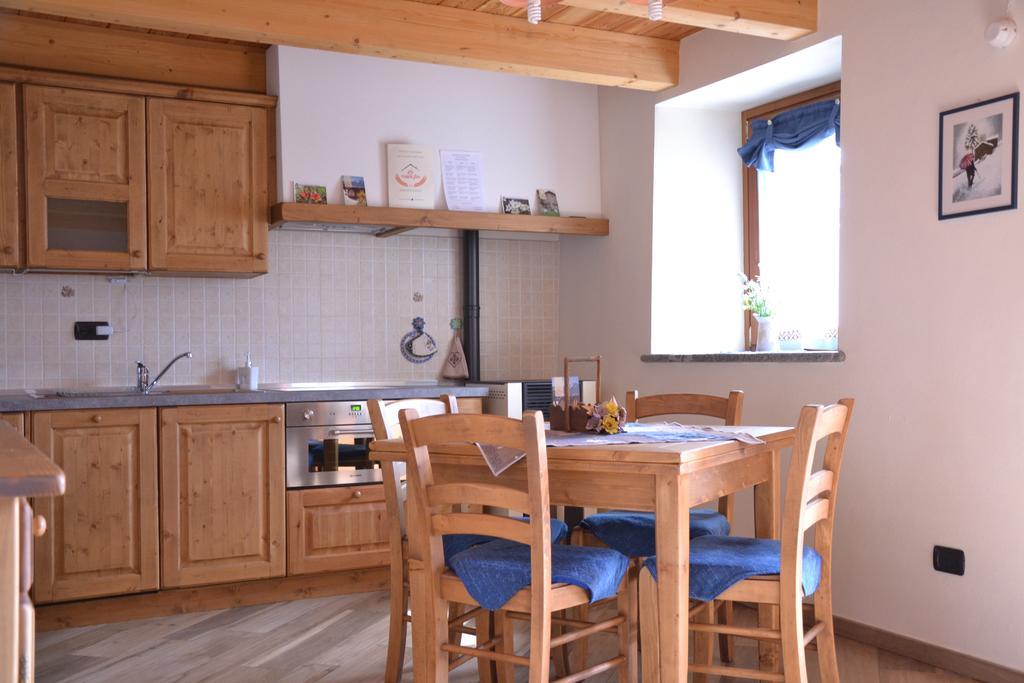 Appartement Lo Coppa Fen à Aoste Extérieur photo